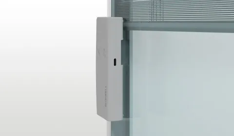 Up&Down battery control on an integral blind